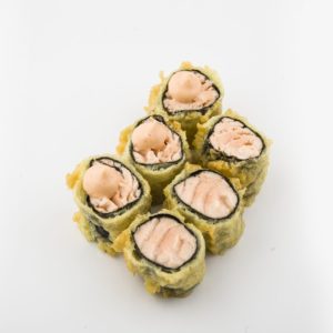 SALMON TEMPURA MAKI